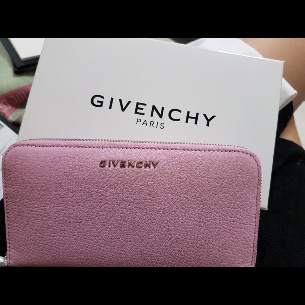 Givenchy Wallet Pandora Pink Leather